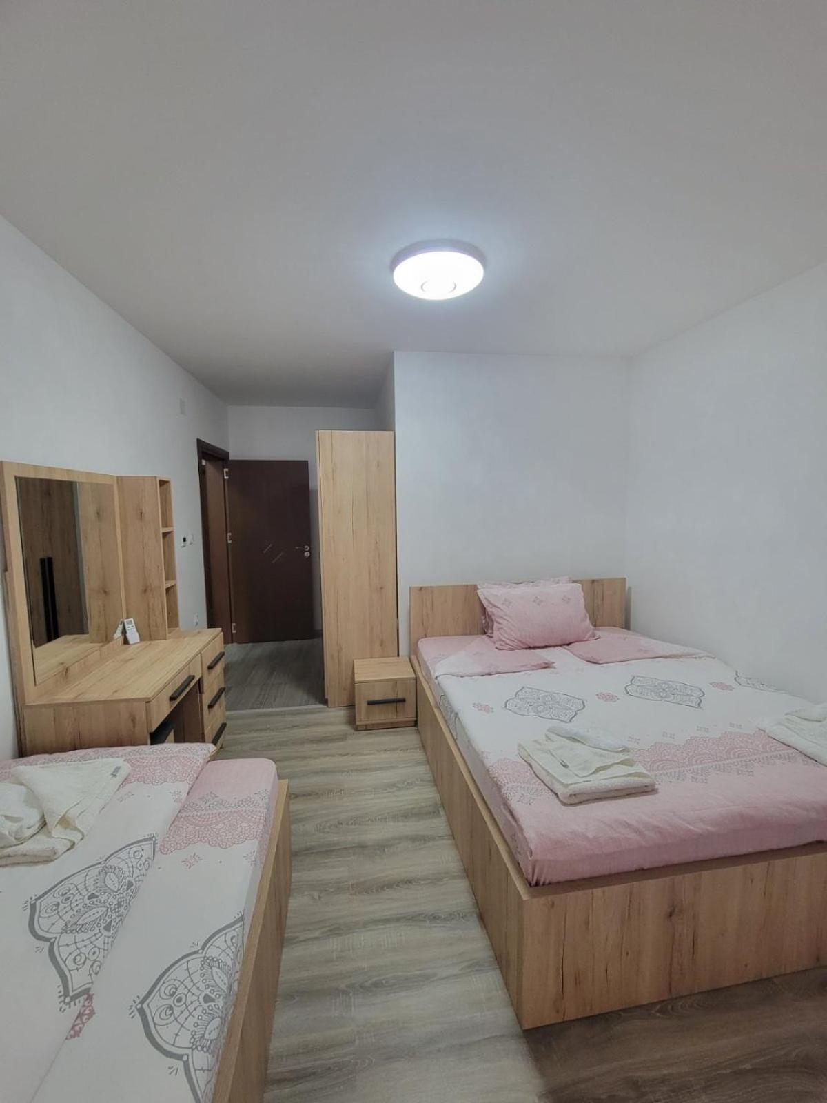 Eleon Motel Brezovice Eksteriør bilde